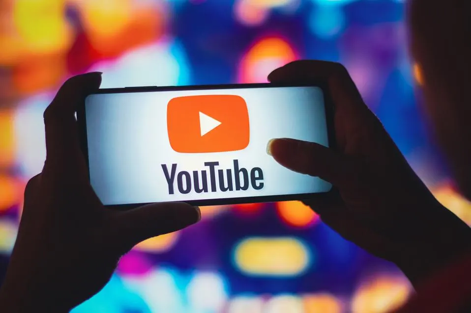 YouTube interzice complet aplicațiile de blocare a reclamelor, Adblock